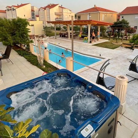 וודיצה Apartmani Ivan V Relax מראה חיצוני תמונה