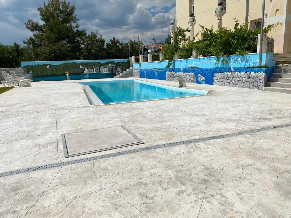 וודיצה Apartmani Ivan V Relax מראה חיצוני תמונה