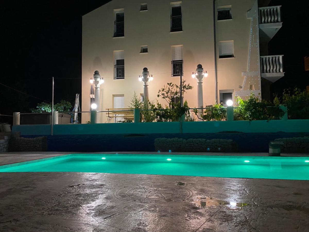 וודיצה Apartmani Ivan V Relax מראה חיצוני תמונה