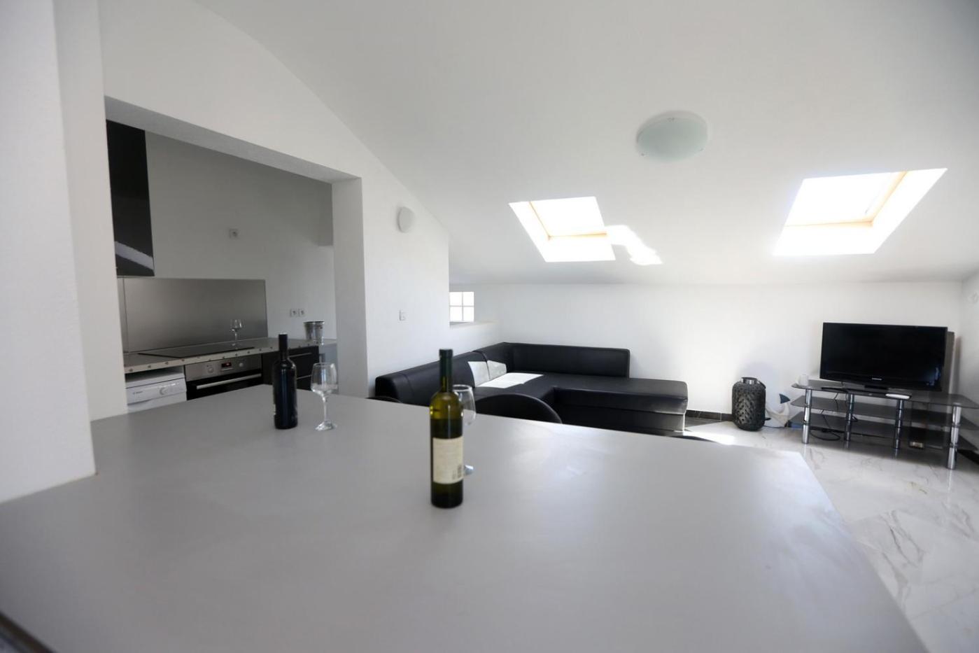 וודיצה Apartmani Ivan V Relax מראה חיצוני תמונה