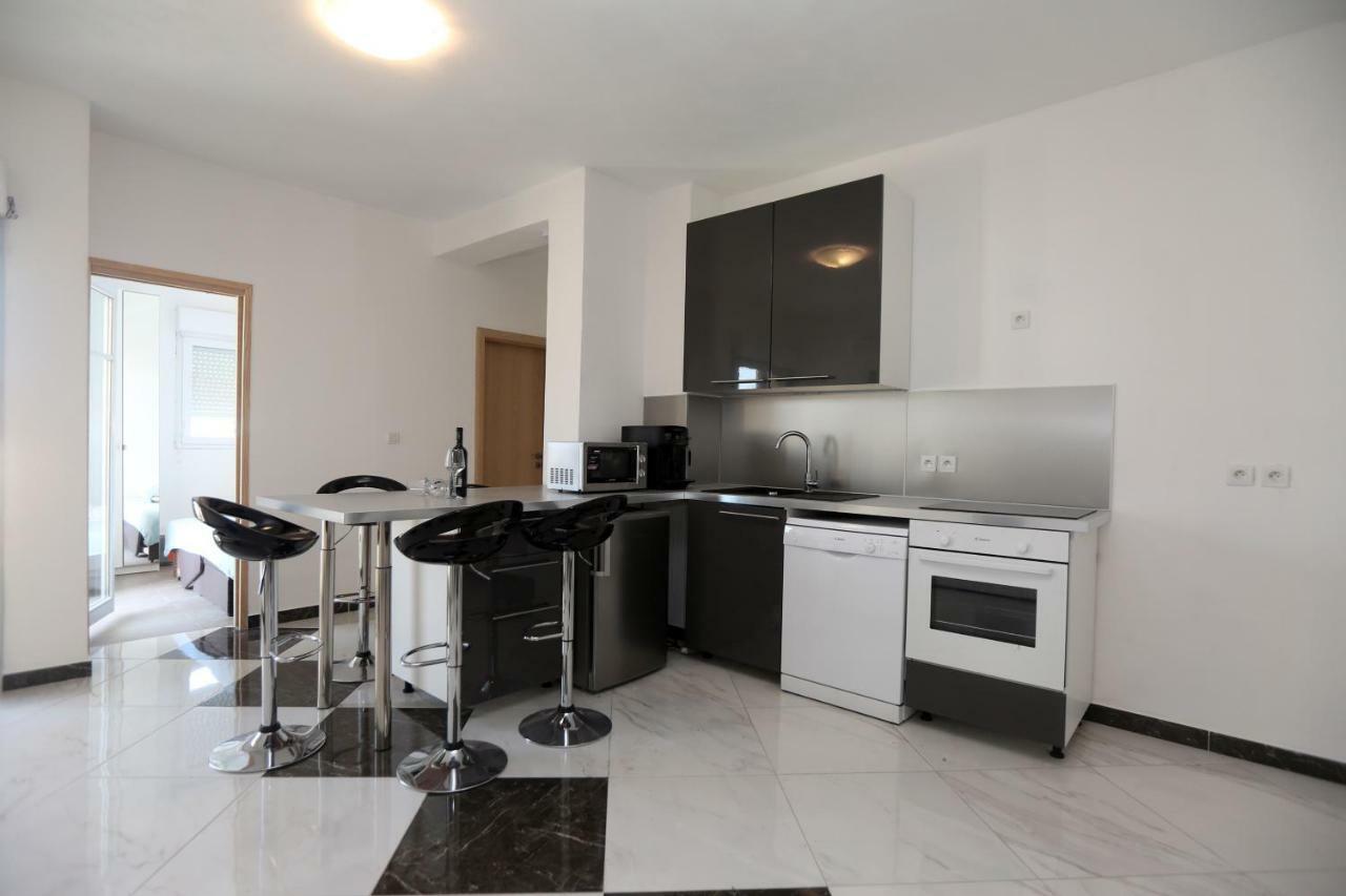 וודיצה Apartmani Ivan V Relax מראה חיצוני תמונה