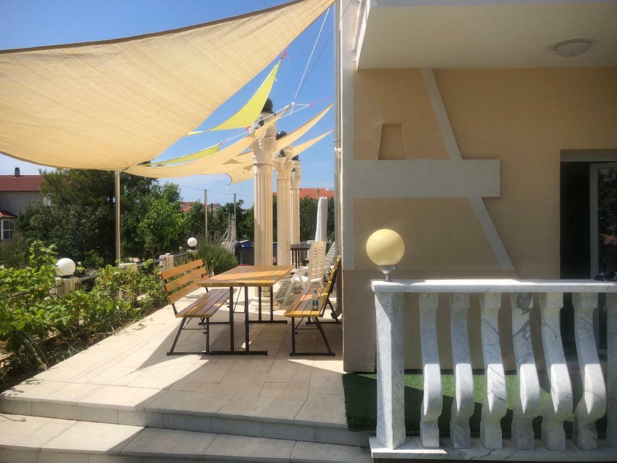 וודיצה Apartmani Ivan V Relax מראה חיצוני תמונה